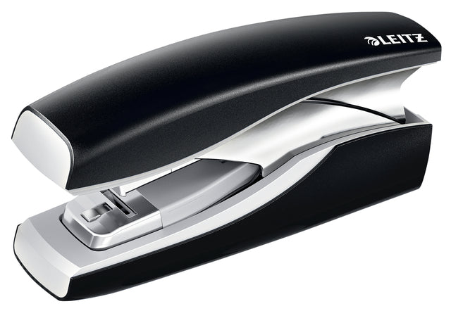Agrafeuse Leitz NeXXt softpress flat clinch 30 feuilles noir